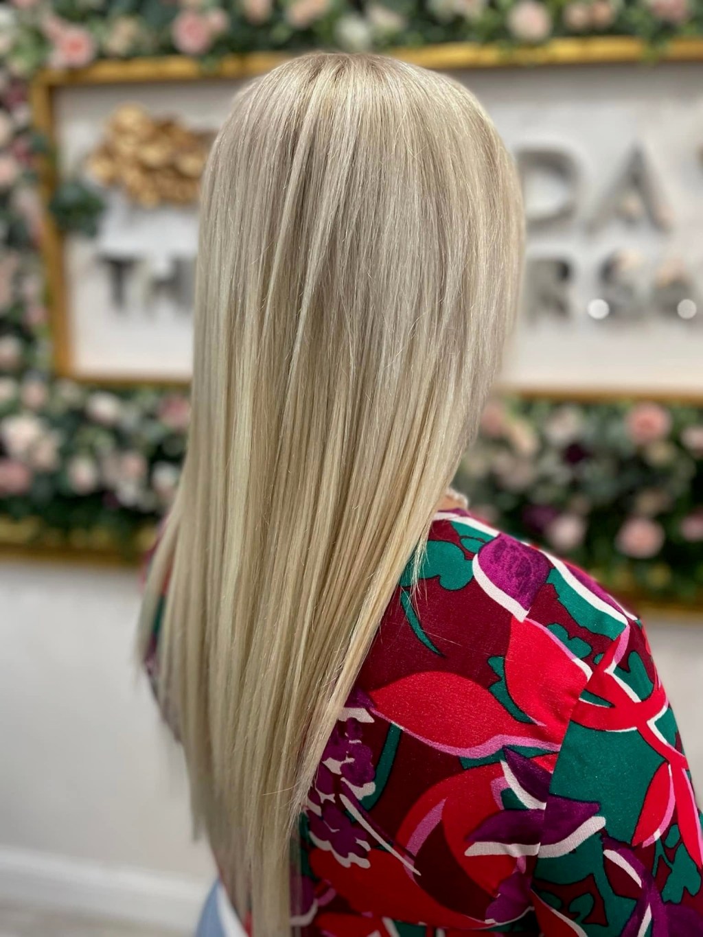 Platinum blonde color with added extension by&nbsp;Stephania